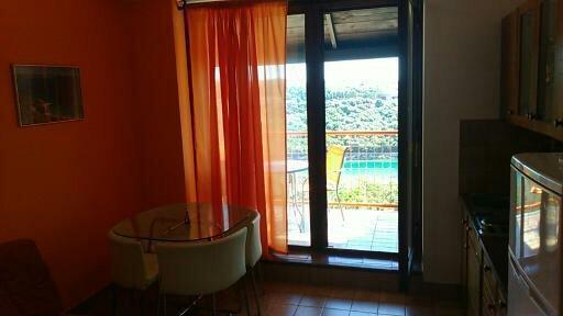 Studio Apartment Jadranko Duga Uvala Крница Стая снимка